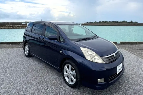 トヨタ アイシス 