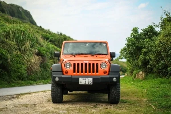 Jeep　ラングラーアンリミテッド　サハラ