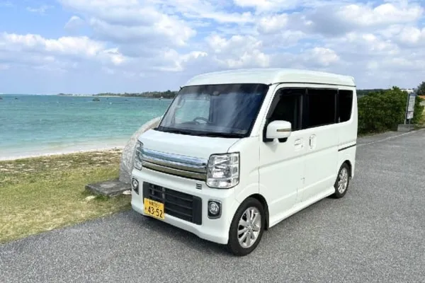 『待ち時間無しで個別送迎』　無料送迎で営業所まで5分！軽自動車4人乗り